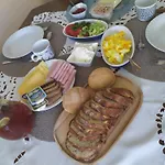 Daleko Od Szosy - I *