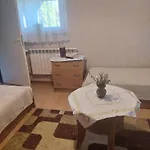 Farmház Daleko Od Szosy - I *