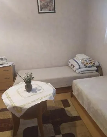 Daleko Od Szosy - I *